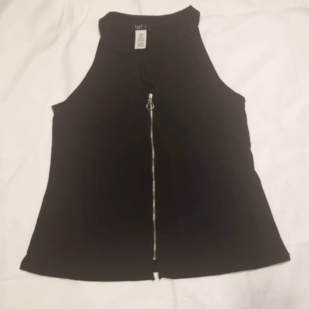 Black short sleeved zip up blouse